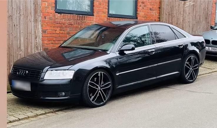 Schwarz Gebraucht 2003 Audi A8 Limousine | 7.499 € - Bild 1/4