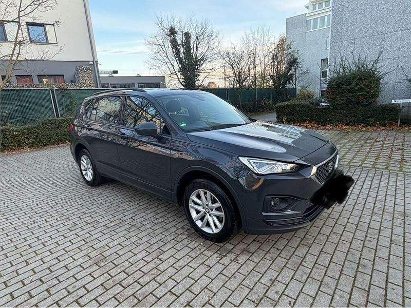 Grau Gebraucht 2020 Seat Tarraco SUV | 17.200 € (Superpreis) - Bild 1/4