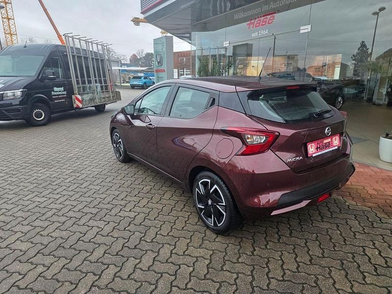 Gebraucht Nissan Micra N-Way 92 PS (67 kW) 2021 Rot Limousine