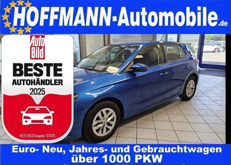 Blau Gebraucht 2022 Skoda Fabia Ambition Limousine | 14.450 € (Superpreis) - Bild 1/4