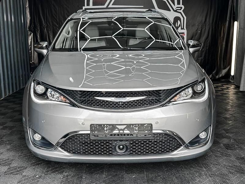 Gebraucht Chrysler Pacifica Limited 291 PS (214 kW) 2017 Silber SUV