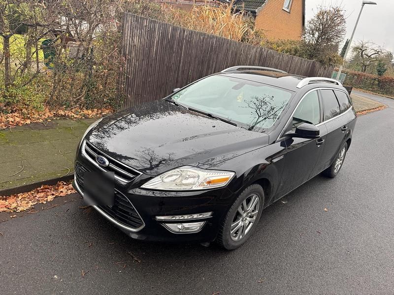 Schwarz Gebraucht 2011 Ford Mondeo Titanium Kombi | 2.600 € (Guter Preis) - Bild 1/4