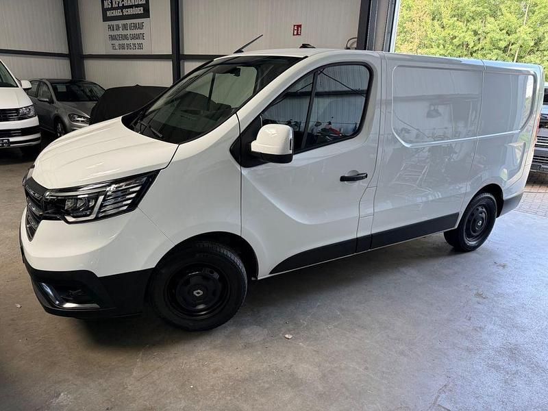 Gebraucht Renault Trafic 150 PS (110 kW) 2024 Weiß Van / Kleinbus