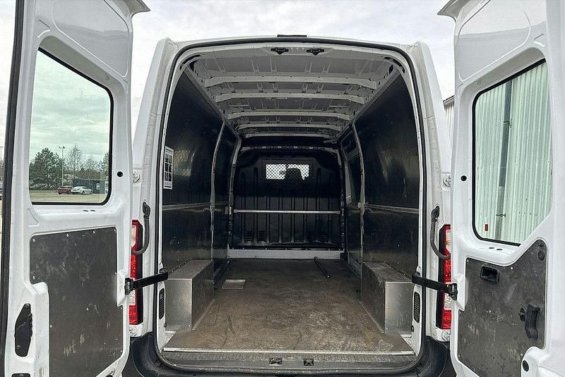 Gebraucht Renault Master 131 PS (96 kW) 2019 Weiß Van / Kleinbus