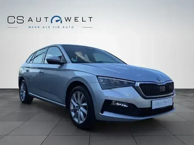Gebraucht Skoda Scala Style 150 PS (110 kW) 2021 Silber Kleinwagen