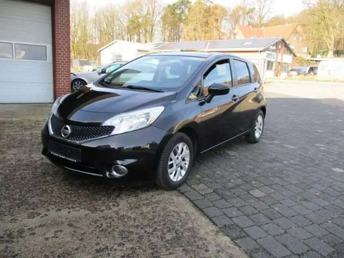 Gebraucht Nissan Note Black Edition 90 PS (66 kW) 2015 Schwarz Kleinwagen