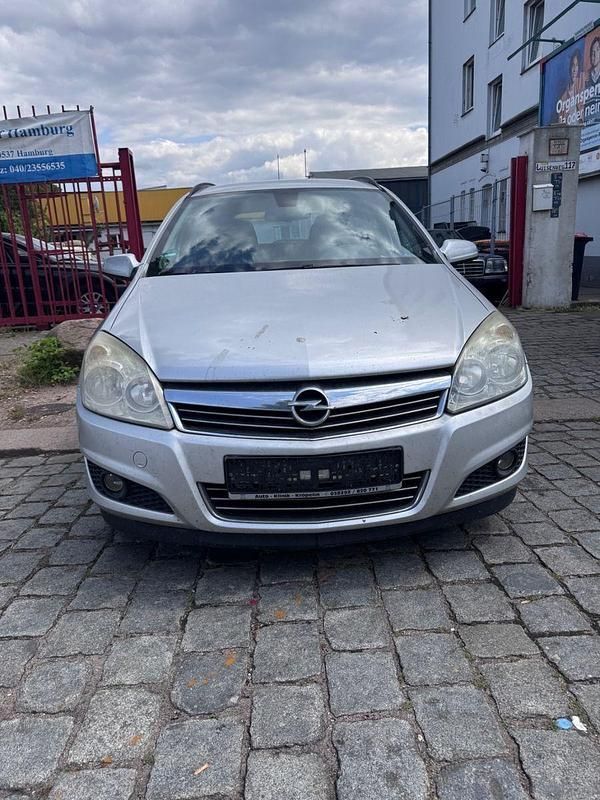 Silber Gebraucht 2008 Opel Astra Innovation Kombi | 1.490 € (Fairer Preis) - Bild 1/4