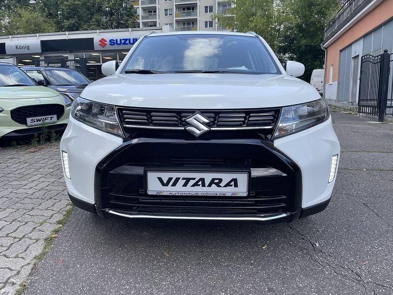 Neu Suzuki Vitara Comfort 129 PS (94 kW) 2026 Weiß Limousine