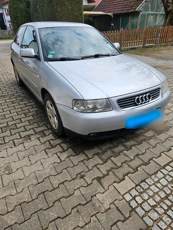 Gebraucht Audi A3 100 PS (73 kW) 2001 Silber Kleinwagen