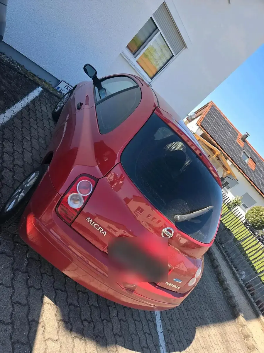 Used Nissan Micra 65 HP (47 kW) 2009 Red Hatchback