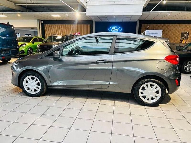 Gebraucht Ford Fiesta Trend 75 PS (55 kW) 2022 Grau Limousine