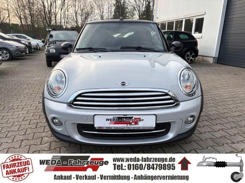 Gebraucht Mini Cooper Cabriolet 122 PS (89 kW) 2011 White silver metallic Cabrio