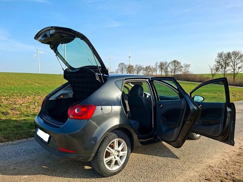 Gebraucht Seat Ibiza 86 PS (63 kW) 2009 Grau Limousine