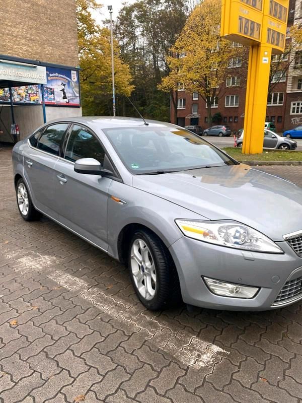 Gebraucht Ford Mondeo 146 PS (107 kW) 2008 Silber Limousine