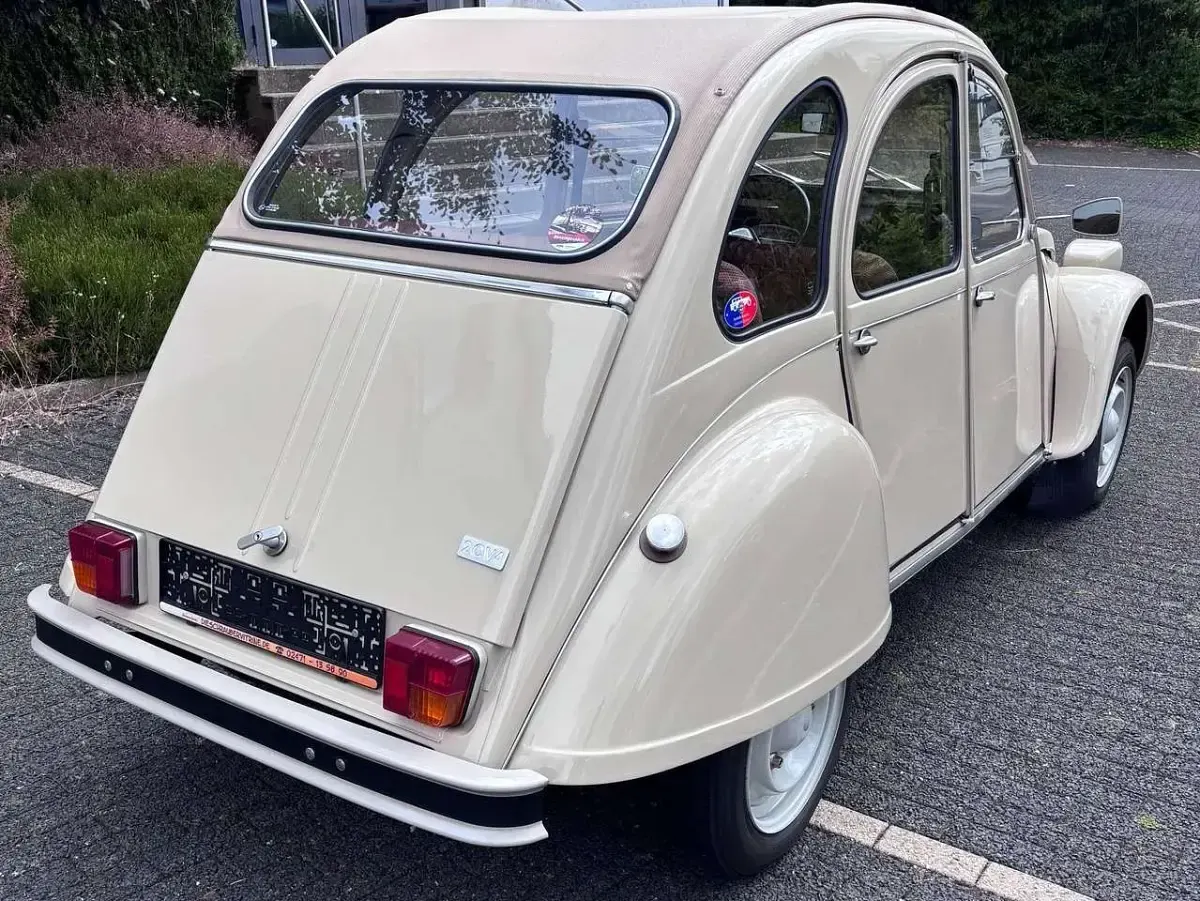 Gebraucht Citroën 2CV 23 PS (16 kW) 1976 Beige vanneau Limousine