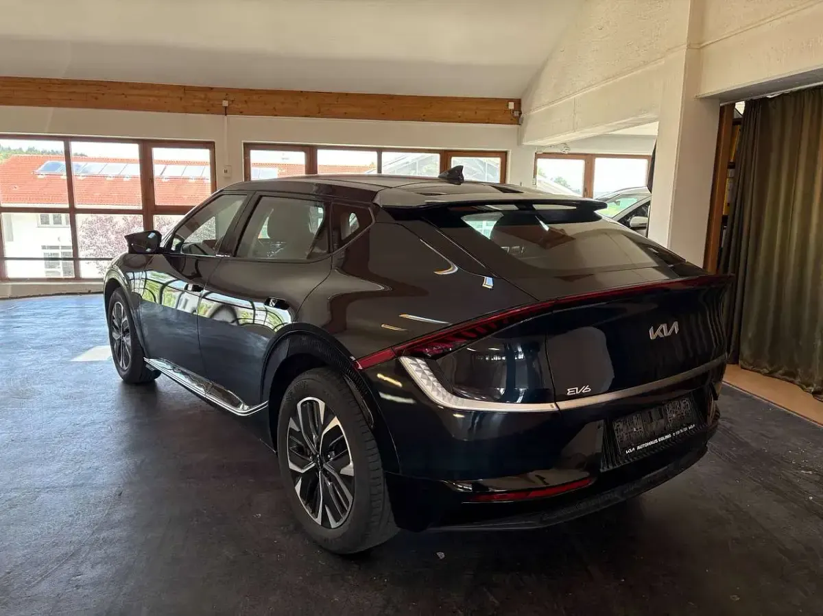 Gebraucht Kia EV6 Air 239 kW (325 PS) 2023 Gravity blau met. SUV