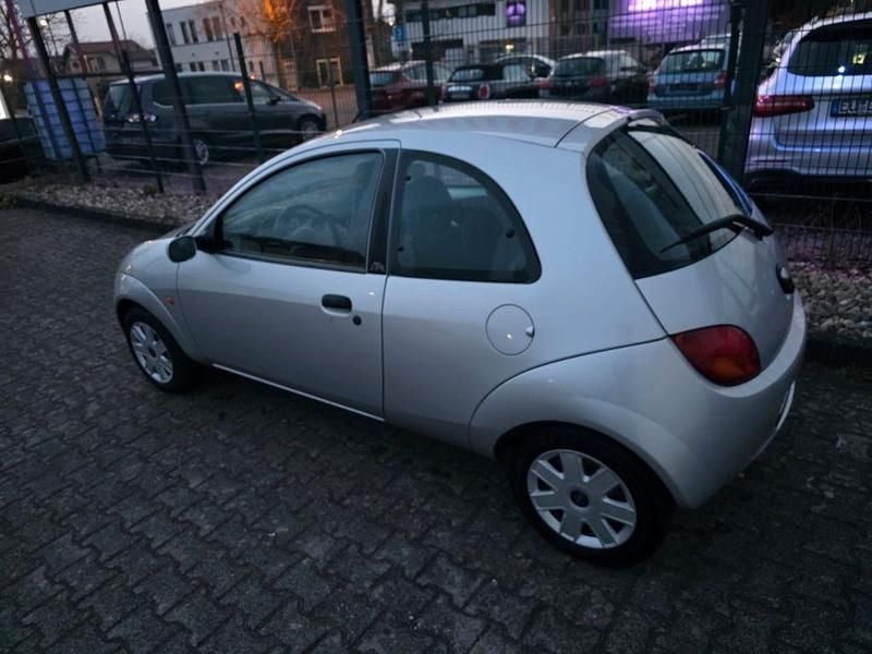 Gebraucht Ford Ka 60 PS (44 kW) 2008 Silber Kleinwagen
