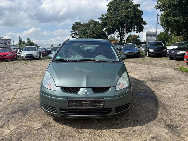 Grün Gebraucht 2006 Mitsubishi Colt Instyle Limousine | 999 € (Guter Preis) - Bild 1/4