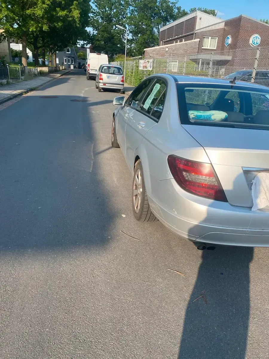 Gebraucht Mercedes C200 136 PS (100 kW) 2009 Silber Limousine