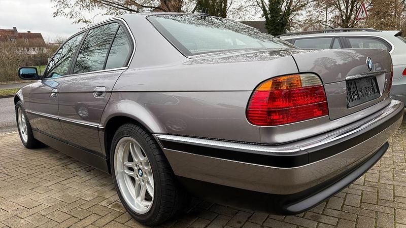 Second-hand BMW 728 193 CP (141 kW) 1999 Gri Berlinǎ