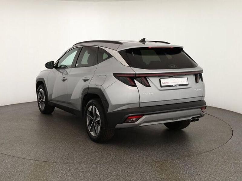 Neu Hyundai Tucson 160 PS (117 kW) 2025 Silber SUV