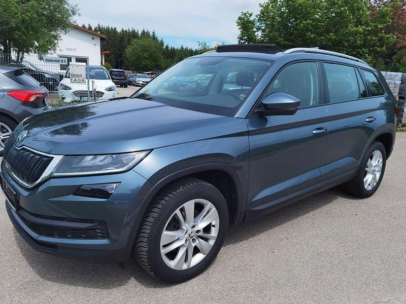 Grau Gebraucht 2018 Skoda Kodiaq Ambition SUV | 18.290 € (Teuer) - Bild 1/4