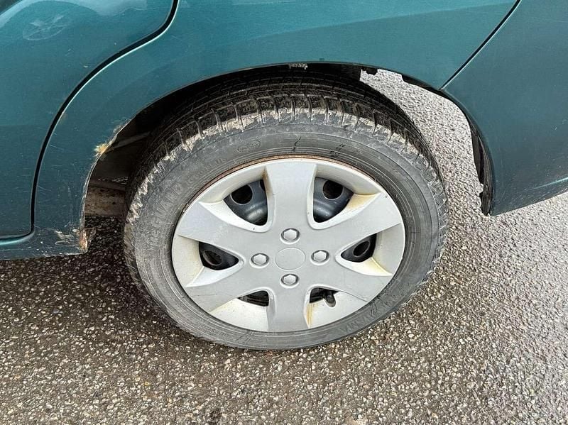 Gebraucht Subaru Justy 94 PS (69 kW) 2007 Grün Kleinwagen