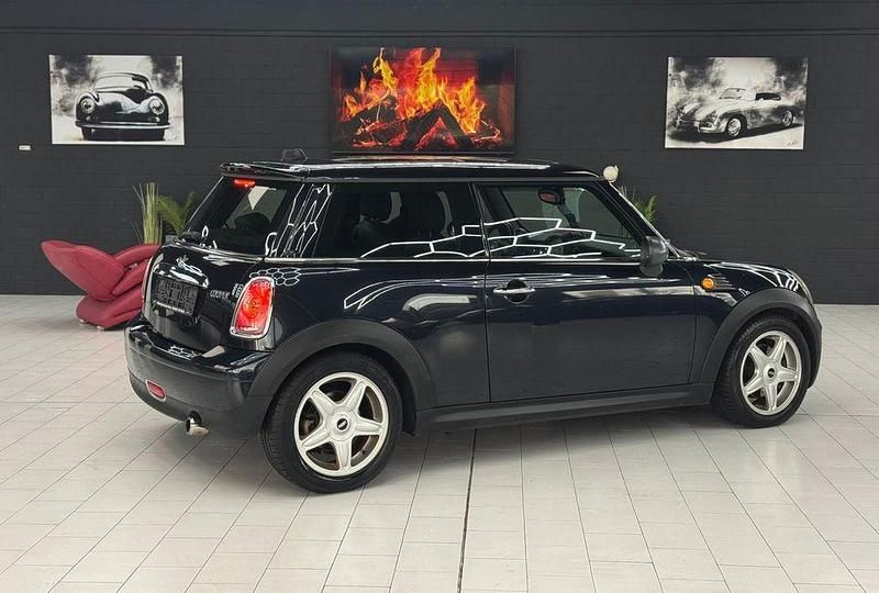 Gebraucht Mini Cooper 120 PS (88 kW) 2007 Schwarz Kleinwagen