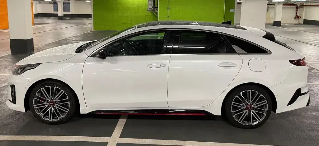 Gebraucht Kia ProCeed GT GT 204 PS (150 kW) 2019 Weiß Kleinwagen