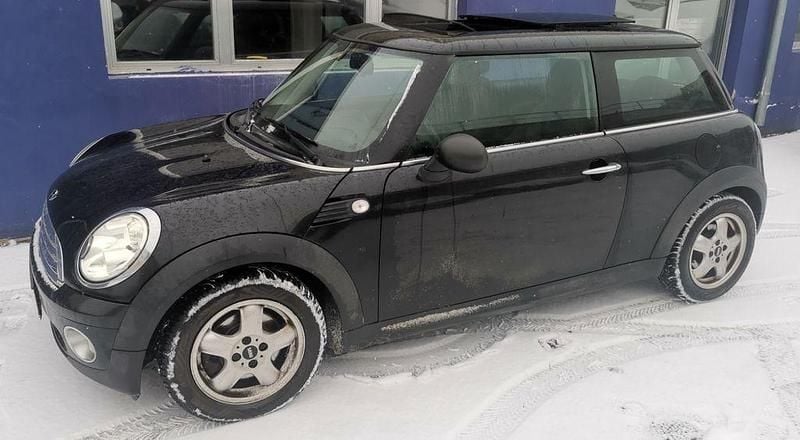 Gebraucht Mini ONE 95 PS (69 kW) 2011 Schwarz Kleinwagen
