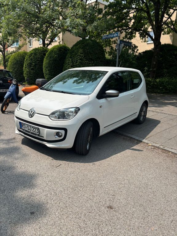Weiß Gebraucht 2014 VW up! move up! Kleinwagen | 2.799 € (Etwas zu teuer) - Bild 1/4