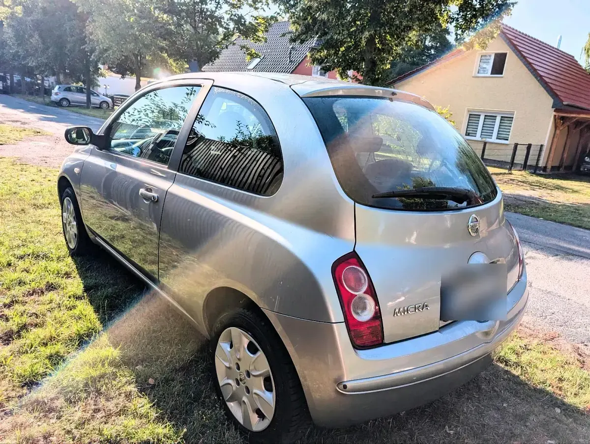 Gebraucht Nissan Micra 65 PS (47 kW) 2008 Silber Kleinwagen