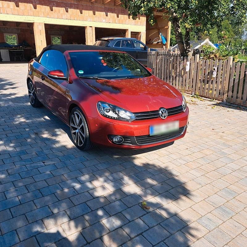 Gebraucht VW Golf Cabriolet Cup 105 PS (77 kW) 2014 Rot Cabrio