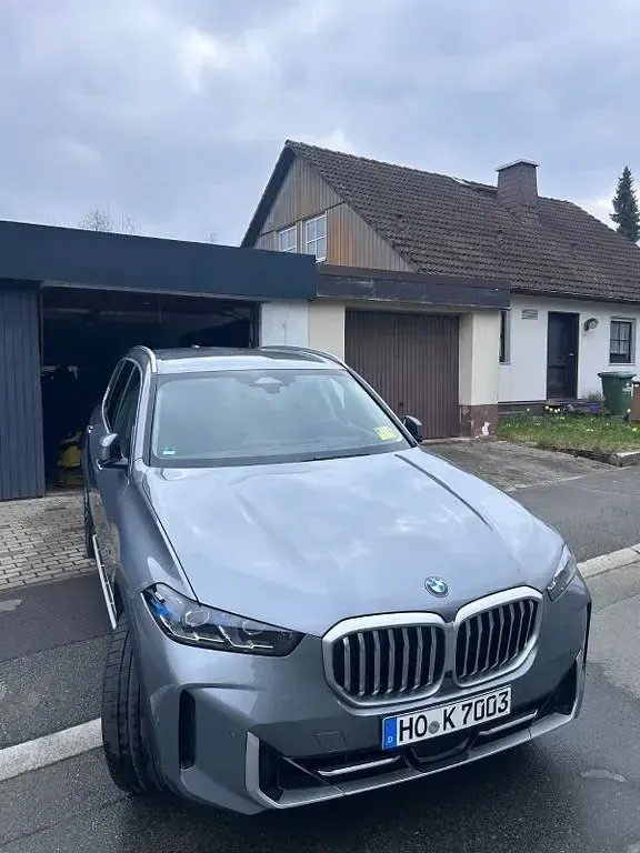 Gebraucht BMW X5 Sport Line 298 PS (219 kW) 2025 Grau SUV