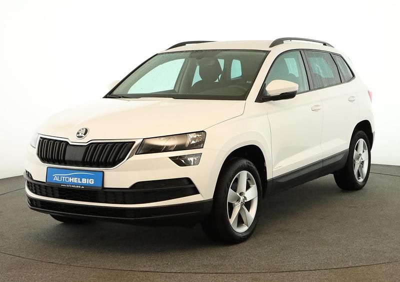 Candyweiss Gebraucht 2021 Skoda Karoq Ambition SUV | 17.480 € (Superpreis) - Bild 1/4