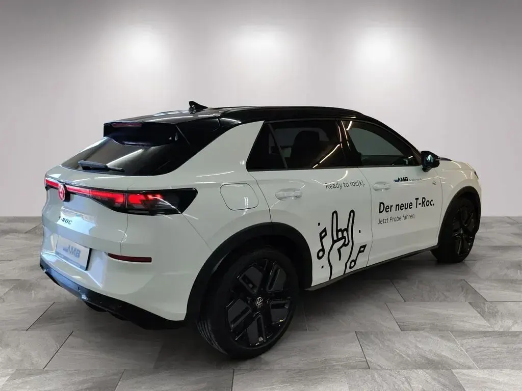 Gebraucht VW T-Roc Cabriolet R-line 150 PS (110 kW) 2025 Weiß SUV