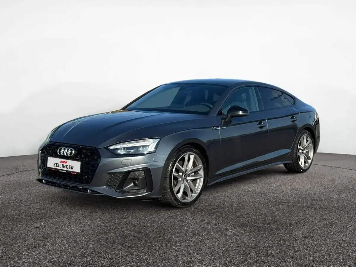 Gebraucht Audi A5 Sportback Comfort 204 PS (150 kW) 2023 Daytonagrau perleffekt Kleinwagen