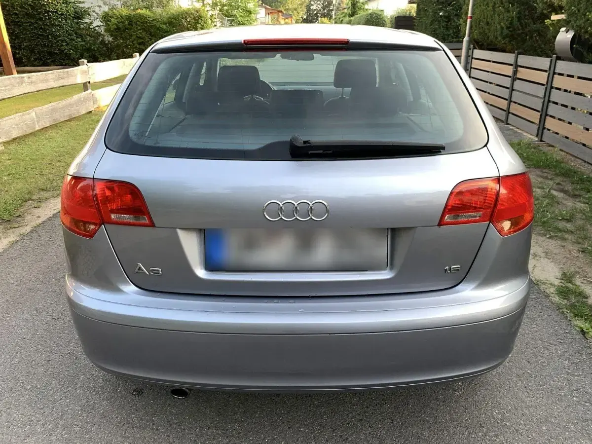 Gebraucht Audi A3 Sportback 116 PS (85 kW) 2005 Grau Kleinwagen