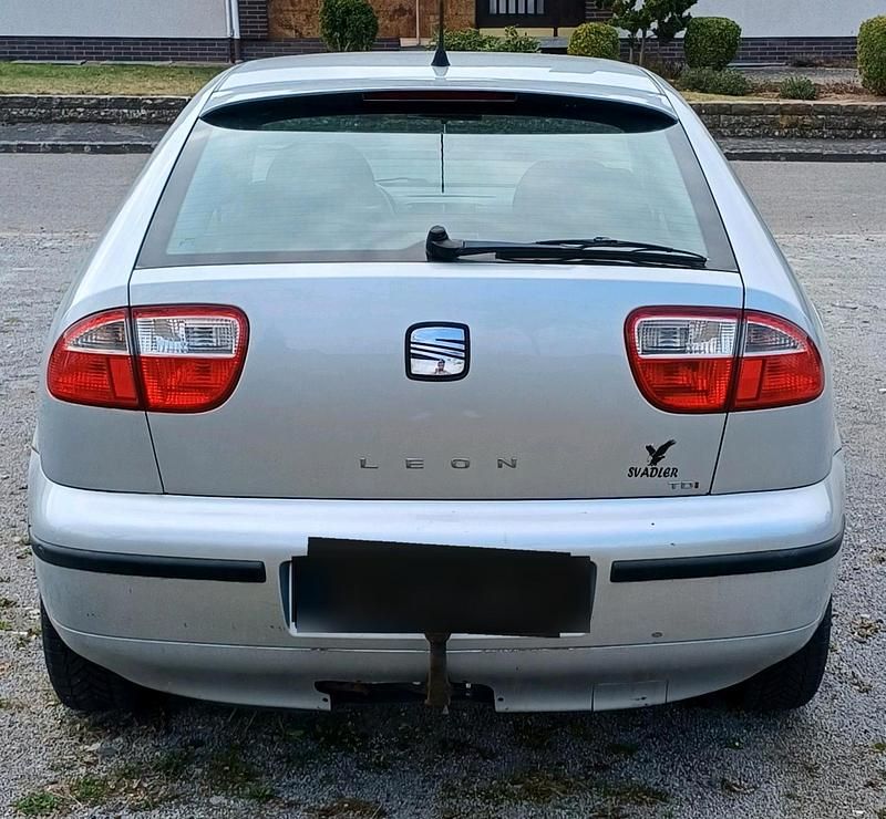 Gebraucht Seat Leon 101 PS (74 kW) 2006 Silber Kleinwagen