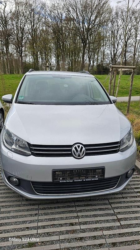 Gebraucht VW Touran 105 PS (77 kW) 2012 Grau Van / Kleinbus