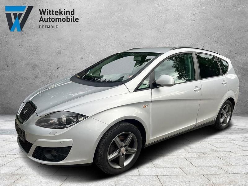 Gebraucht Seat Altea XL Sun 105 PS (77 kW) 2015 Silber Van / Kleinbus