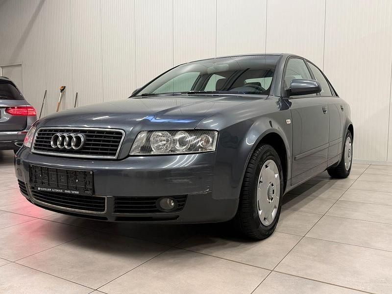 Gebraucht Audi A4 101 PS (74 kW) 2004 Grau Limousine
