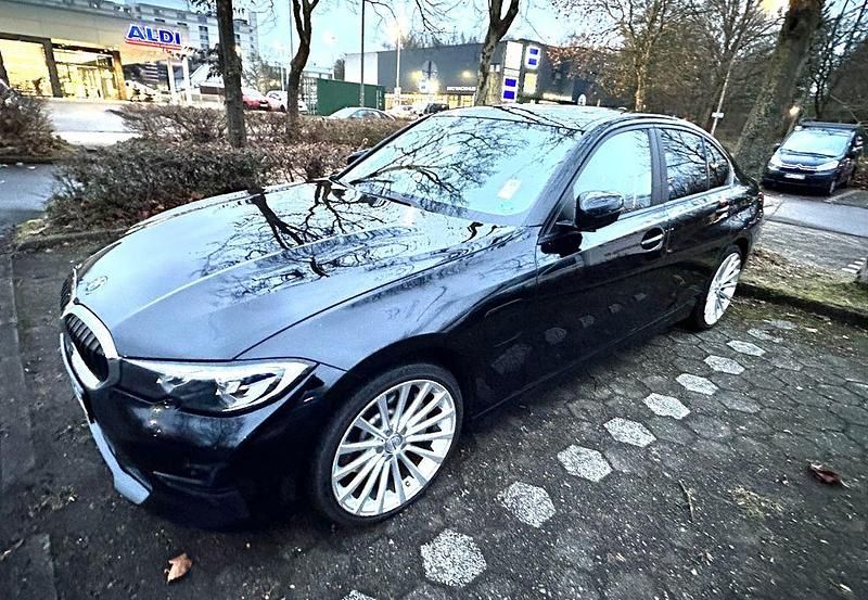 Gebraucht BMW 330e Advantage 184 PS (135 kW) 2019 Schwarz Limousine