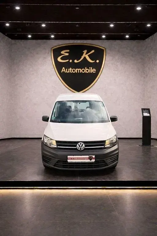 Second-hand VW Caddy 102 CP (75 kW) 2020 Alb Monovolum