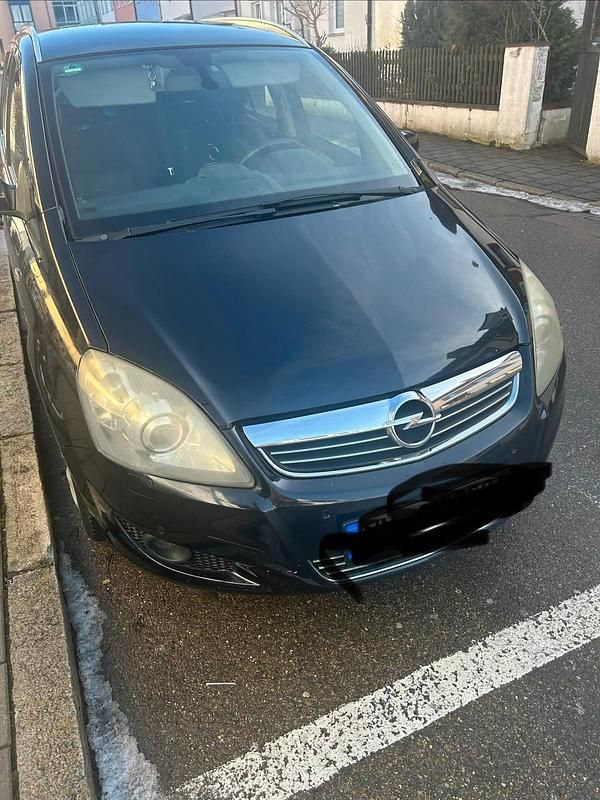 Schwarz Gebraucht 2008 Opel Zafira Van / Kleinbus | 2.250 € (Fairer Preis) - Bild 1/4