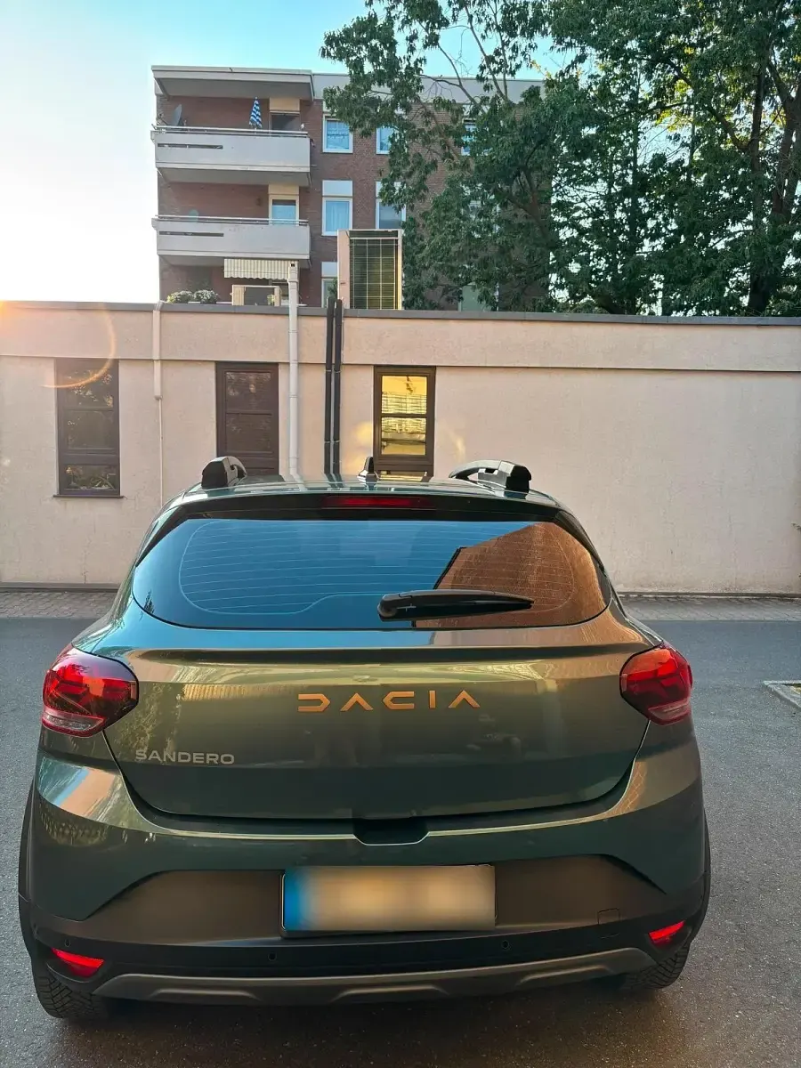 Gebraucht Dacia Sandero Extreme 101 PS (74 kW) 2024 Grün SUV