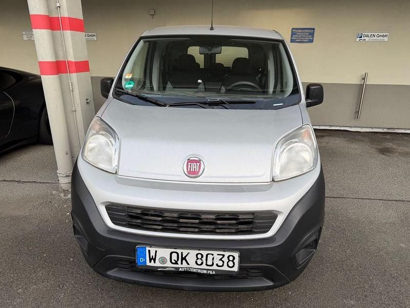 Gebraucht Fiat Fiorino 77 PS (56 kW) 2019 Grau Van / Kleinbus