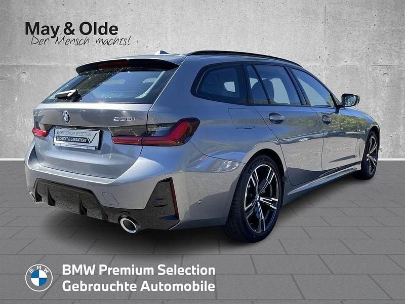 Używany BMW 330 Performance 245 KM (180 kW) 2025 Szary Kombi