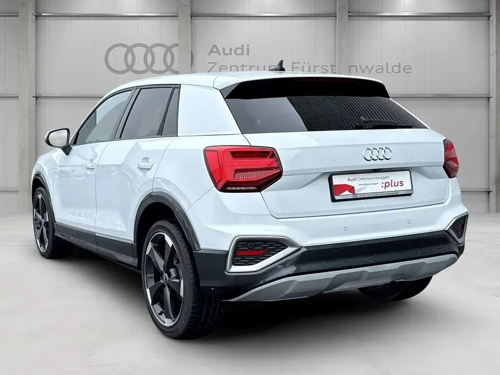 Gebraucht Audi Q2 Advanced Plus 150 PS (110 kW) 2025 Gletscherweiß metallic SUV