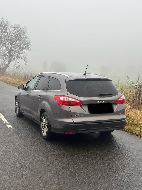 Gebraucht Ford Focus 125 PS (91 kW) 2013 Andere farben Kombi